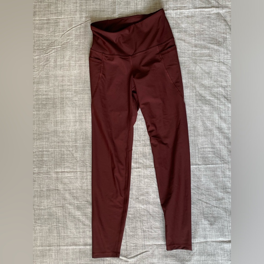 Good condition leggings are XS